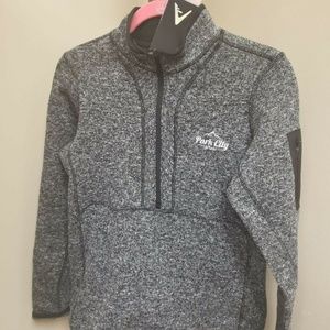 Antigua Park City Half-zip  SizeM - But like a SM